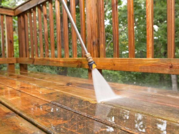 Deck And Patio Wash ​